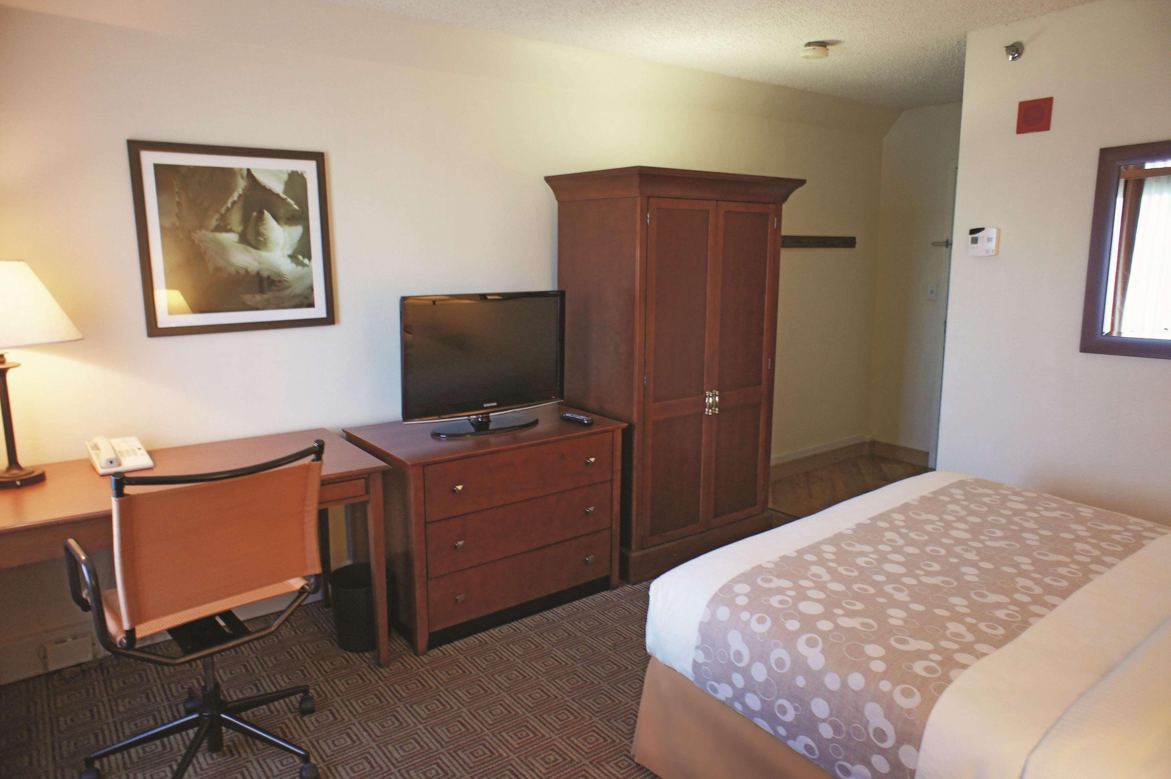 La Quinta By Wyndham Stamford / New York City Εξωτερικό φωτογραφία