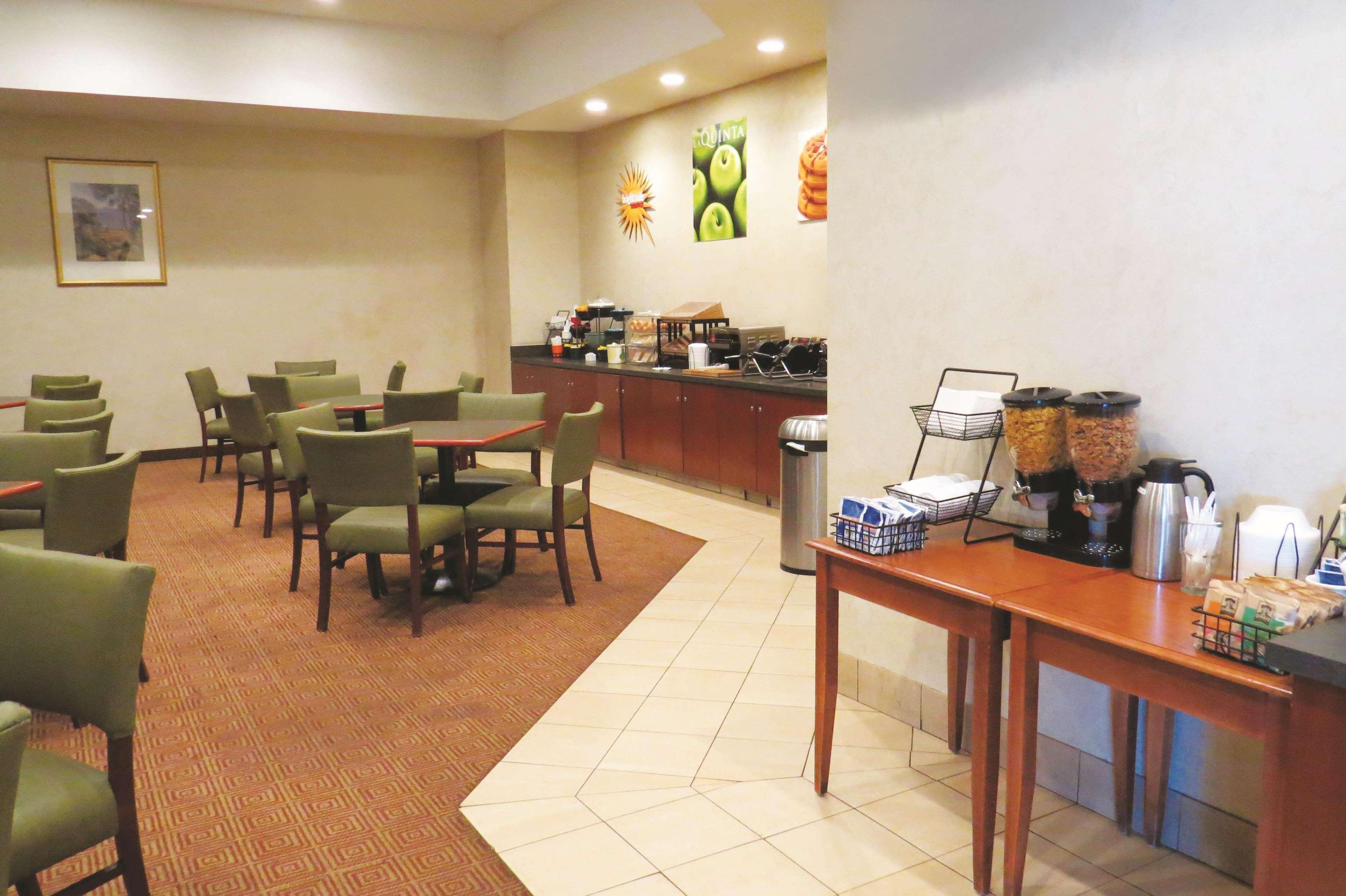La Quinta By Wyndham Stamford / New York City Εξωτερικό φωτογραφία